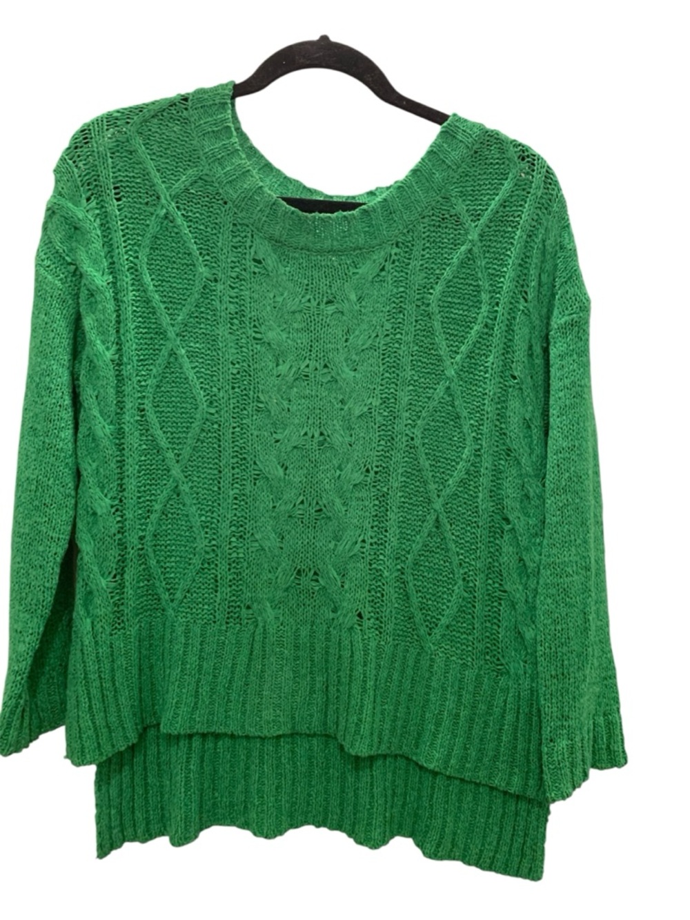 🩷J.O.A. 🩷COLORFUL CABLE ROUND NECK SWEATER. NWOT EXCELLENT CONDITION!